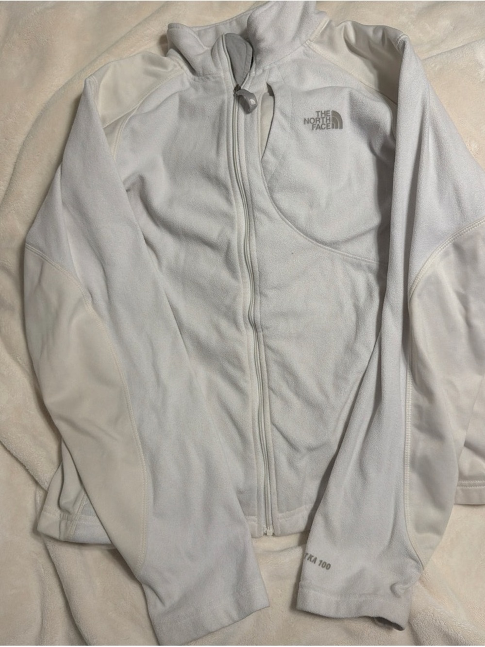 The North Face Women’s White Full-Zip Fleece Jacket